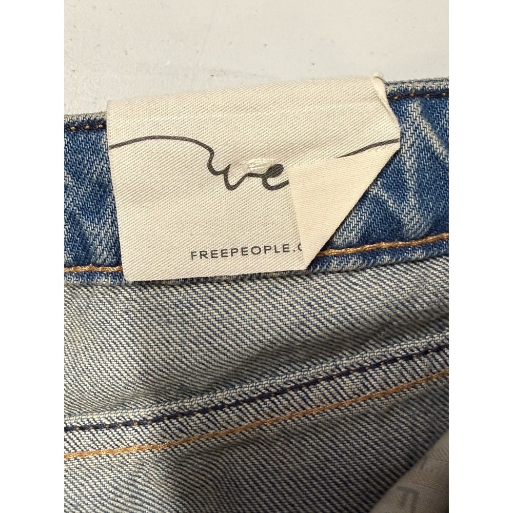 We The Free Tennessee Low Rise Boyfriend Jeans Women's 24 Distressed Free People - Picture 6 of 16